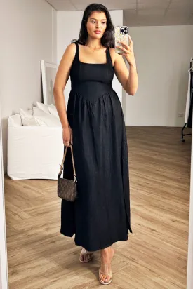 Adele Dress - Sleeveless Midi Dress - Black