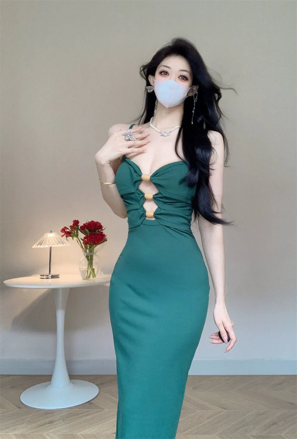 Socialite Style Classy Open Back Cut Out Chest-Flattering Suspender Dress