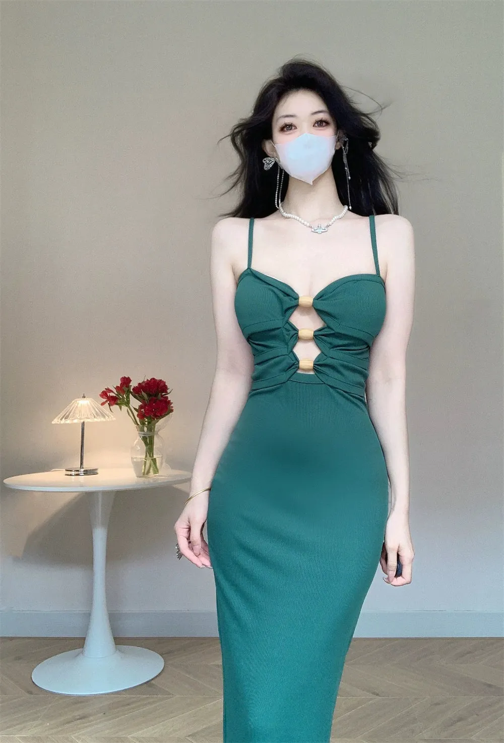 Socialite Style Classy Open Back Cut Out Chest-Flattering Suspender Dress