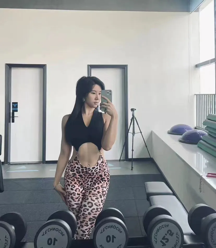 super elastic running sports leopard print jumpsuit